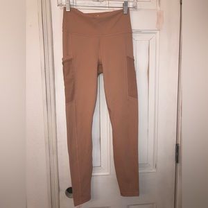 🔥NWT On the Go Full Length-Pocket Leggings🤎